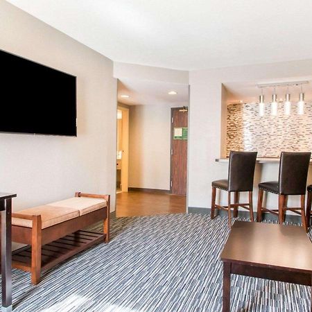 Greenstay Inn & Suites Court View Спрингфийлд Екстериор снимка