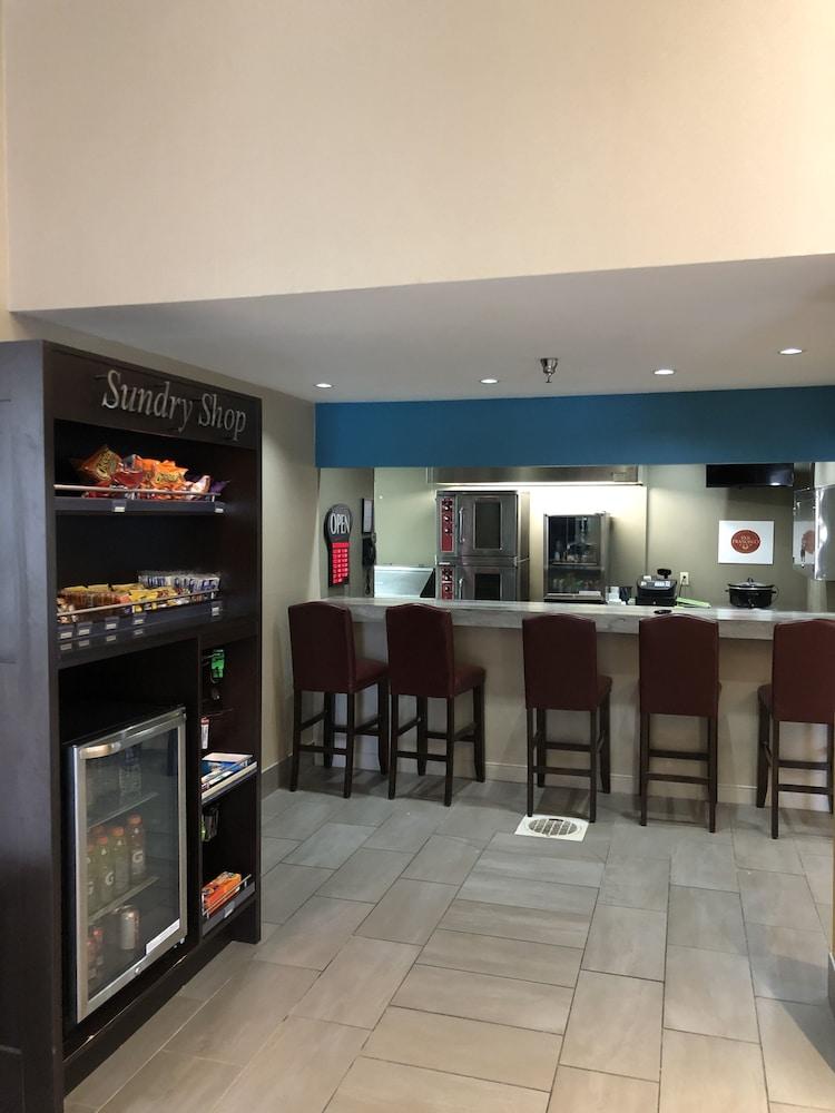 Greenstay Inn & Suites Court View Спрингфийлд Екстериор снимка